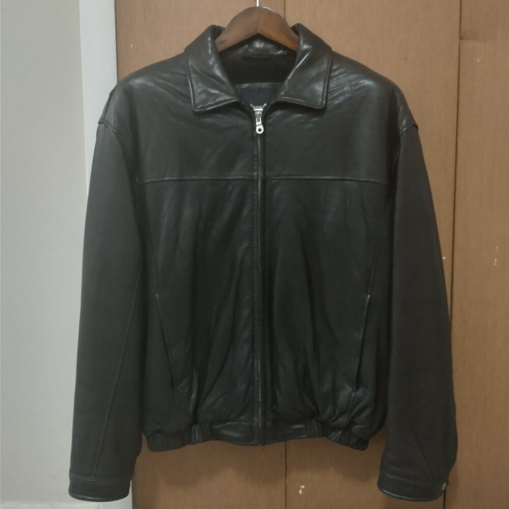 Andrew Marc Additions 44R Black Genuine Leather Bomber Jacket, Made in Korea